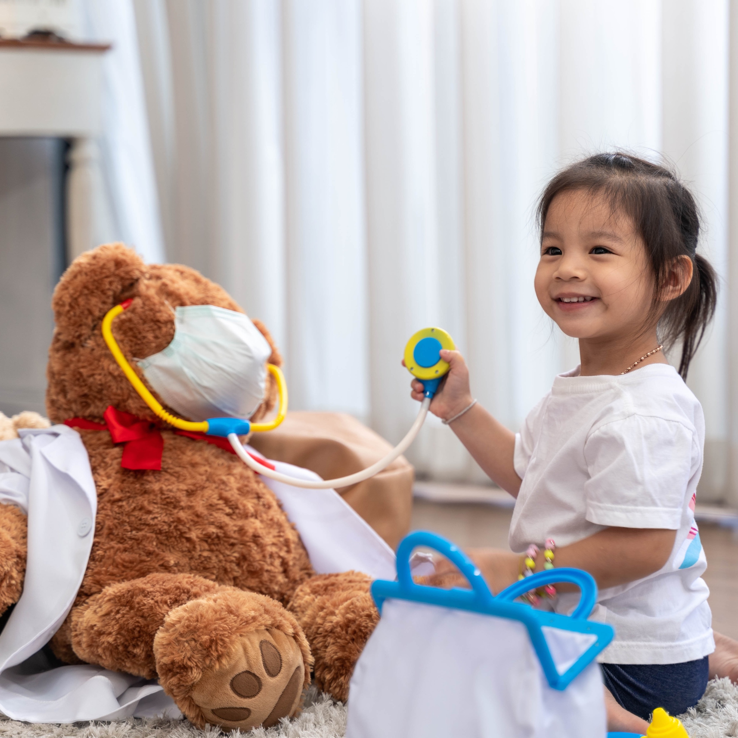 Private vs school-based speech therapy: what's the difference and which is right for your child?