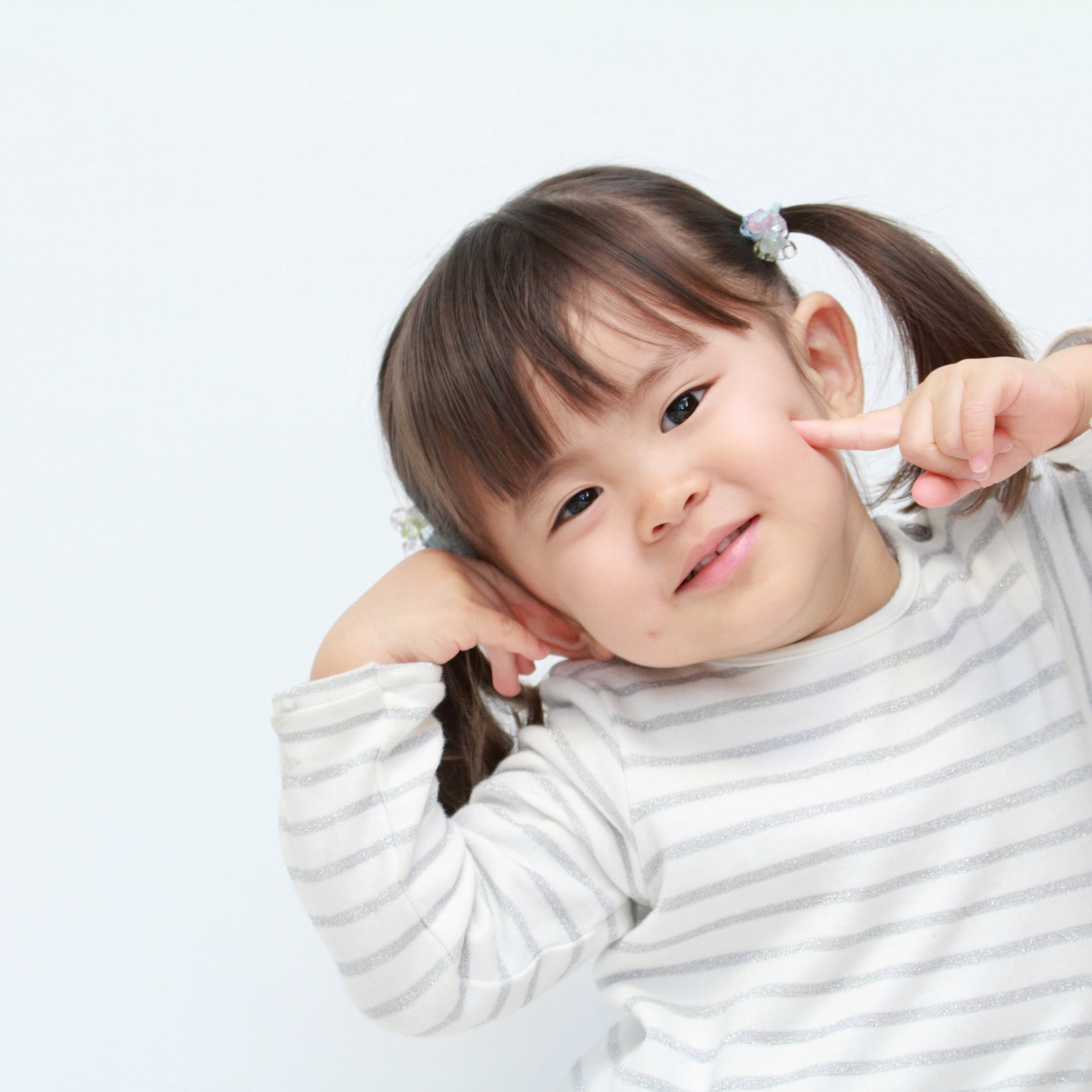 It's normal for young children to be hard to understand, but how much should you actually be able to follow? Here's what to expect at each age.